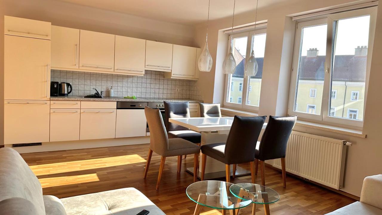 Homely Stay Apartment 2 ซังคท์เพิลเทน ภายนอก รูปภาพ