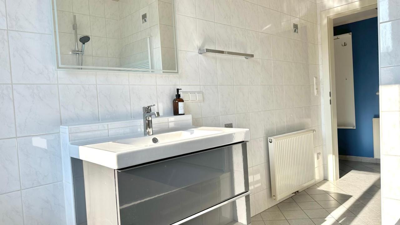Homely Stay Apartment 2 ซังคท์เพิลเทน ภายนอก รูปภาพ
